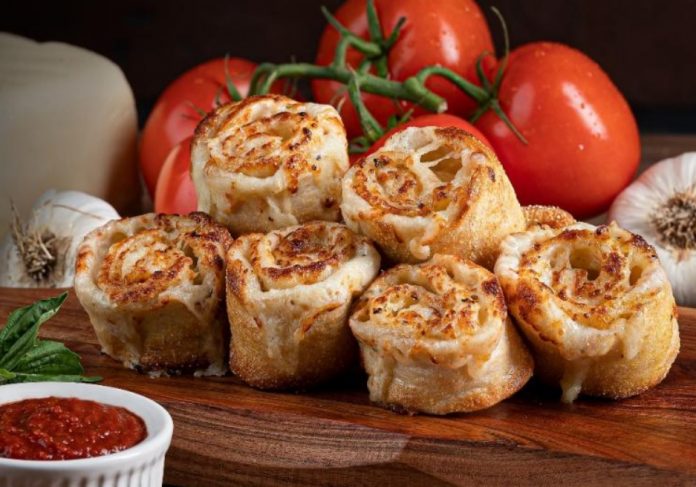 Pizza Guys Bakes Up New Cheezee Garlic Rolls