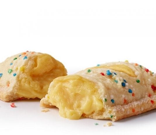 McDonald’s Brings Back The Holiday Pie For The 2021 Holiday Season McDonald's Brings Back The Holiday Pie For The 2021 Holiday Season