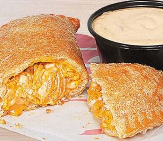 Taco Bell Tests New Cheesy Chicken Crispanada In Knoxville, TN Taco Bell Tests New Cheesy Chicken Crispanada In Knoxville, TN