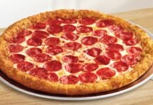 Papa Johns Introduces New Garlic 5-Cheese Crust Pizza