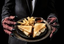 Denny’s Unveils New Mozzilla Melt Denny's Unveils New Mozzilla Melt